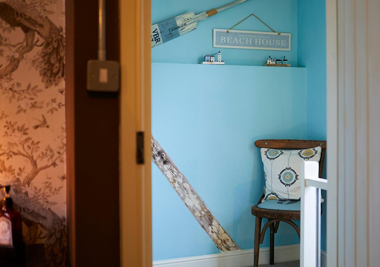 Boutique Fisherman'S Cottage In Old Town สการ์โบโรห์ ภายนอก รูปภาพ